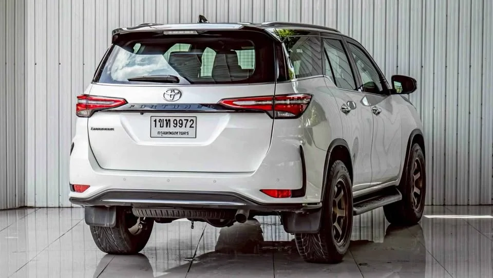 2020 Toyota Fortuner II 2