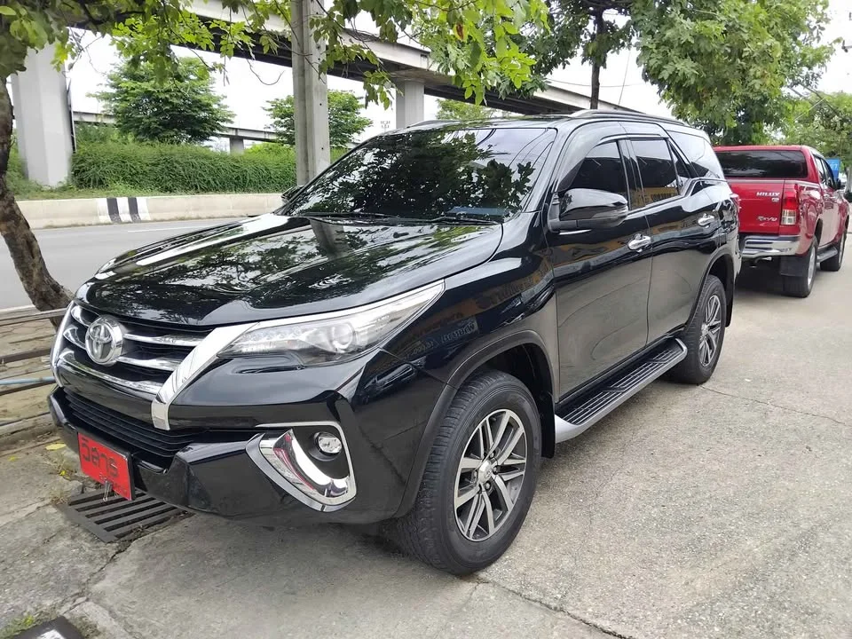 2019 Toyota Fortuner II 2