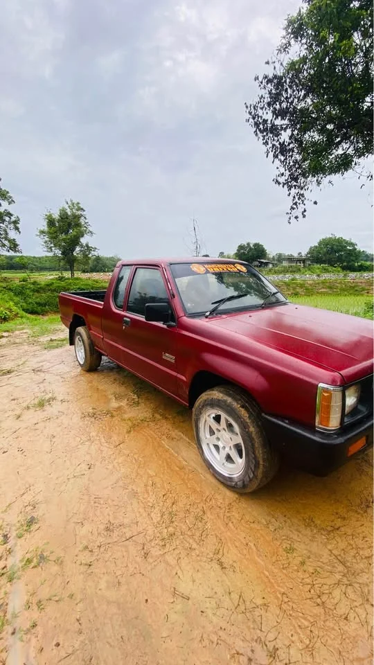 2008 Mitsubishi Triton II 3
