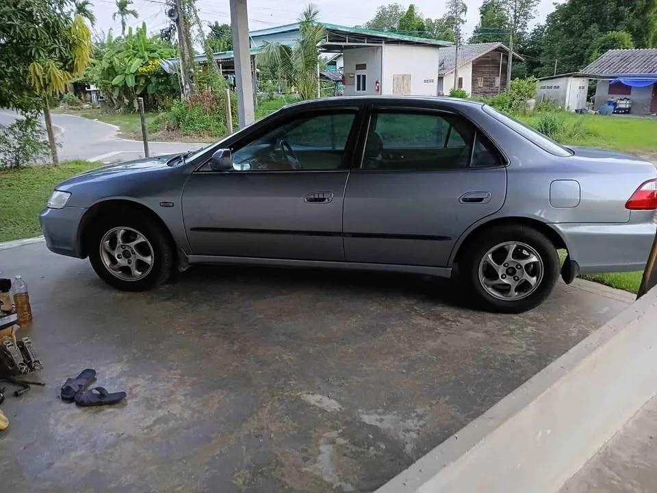 2000 Honda Accord VI 2
