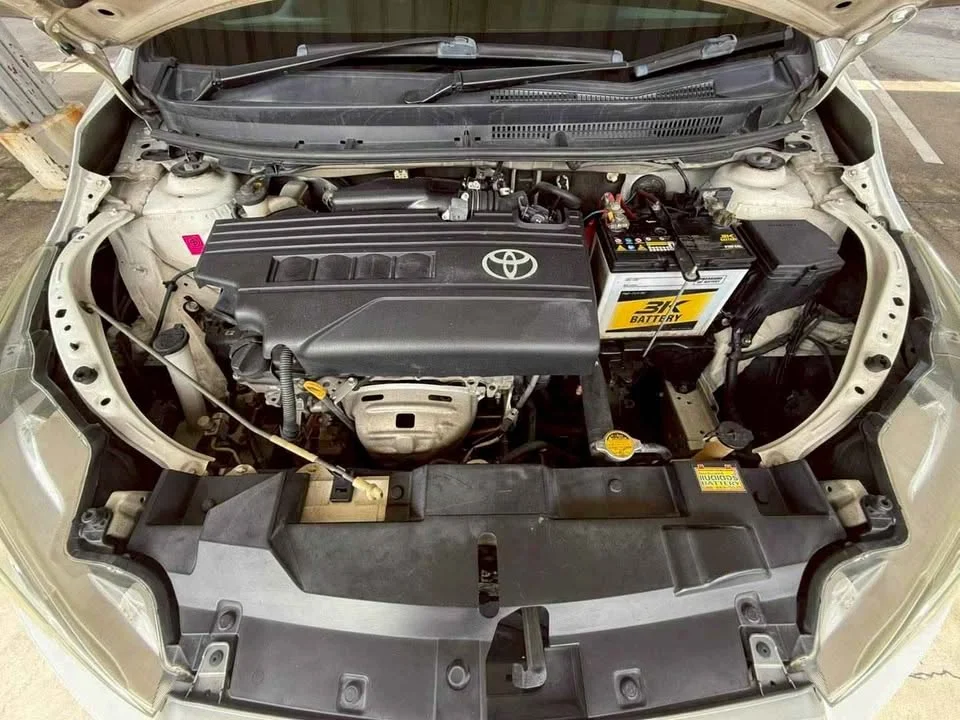 2015 Toyota Yaris III 2