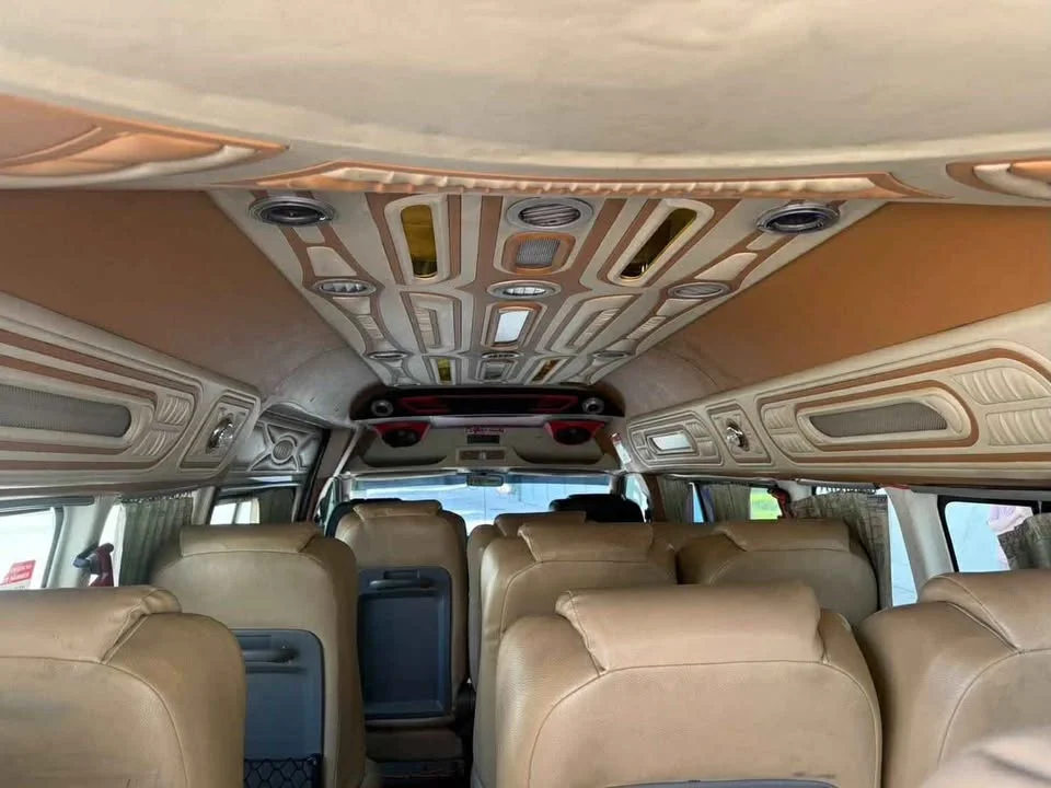 2013 Toyota Commuter V (H200) 2