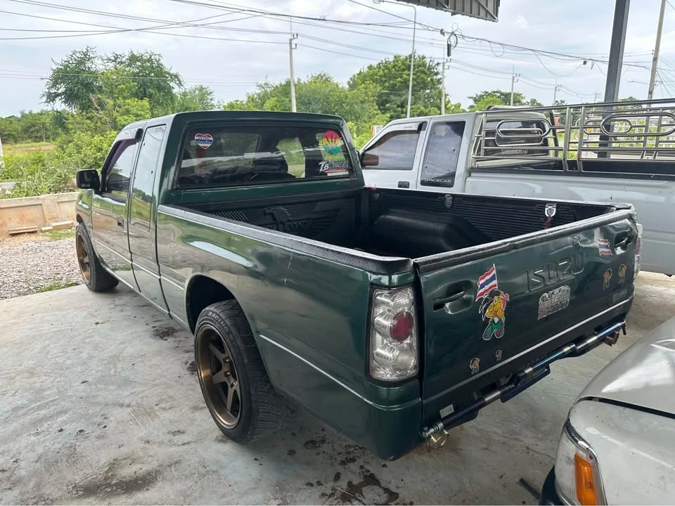 1994 Isuzu TFR III 3