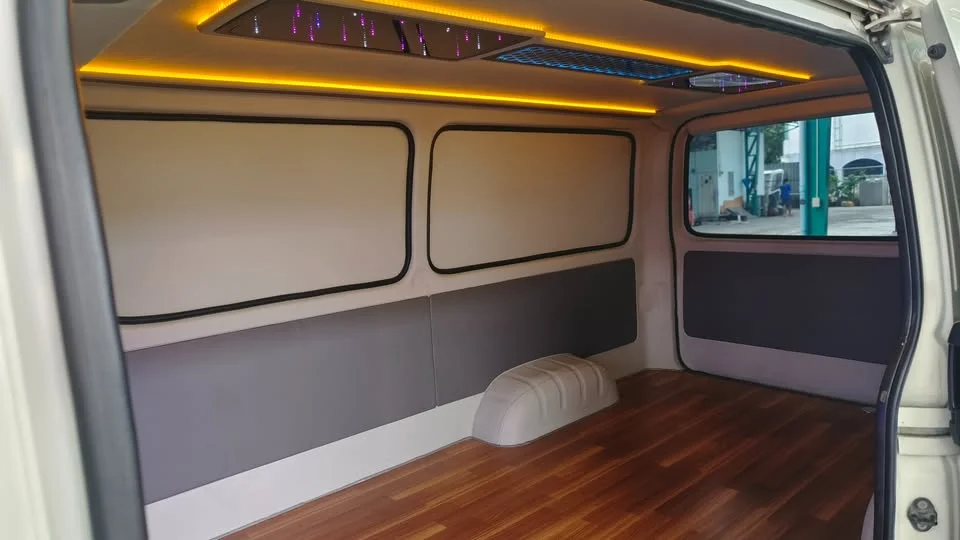 2014 Toyota HiAce V (H200) 2