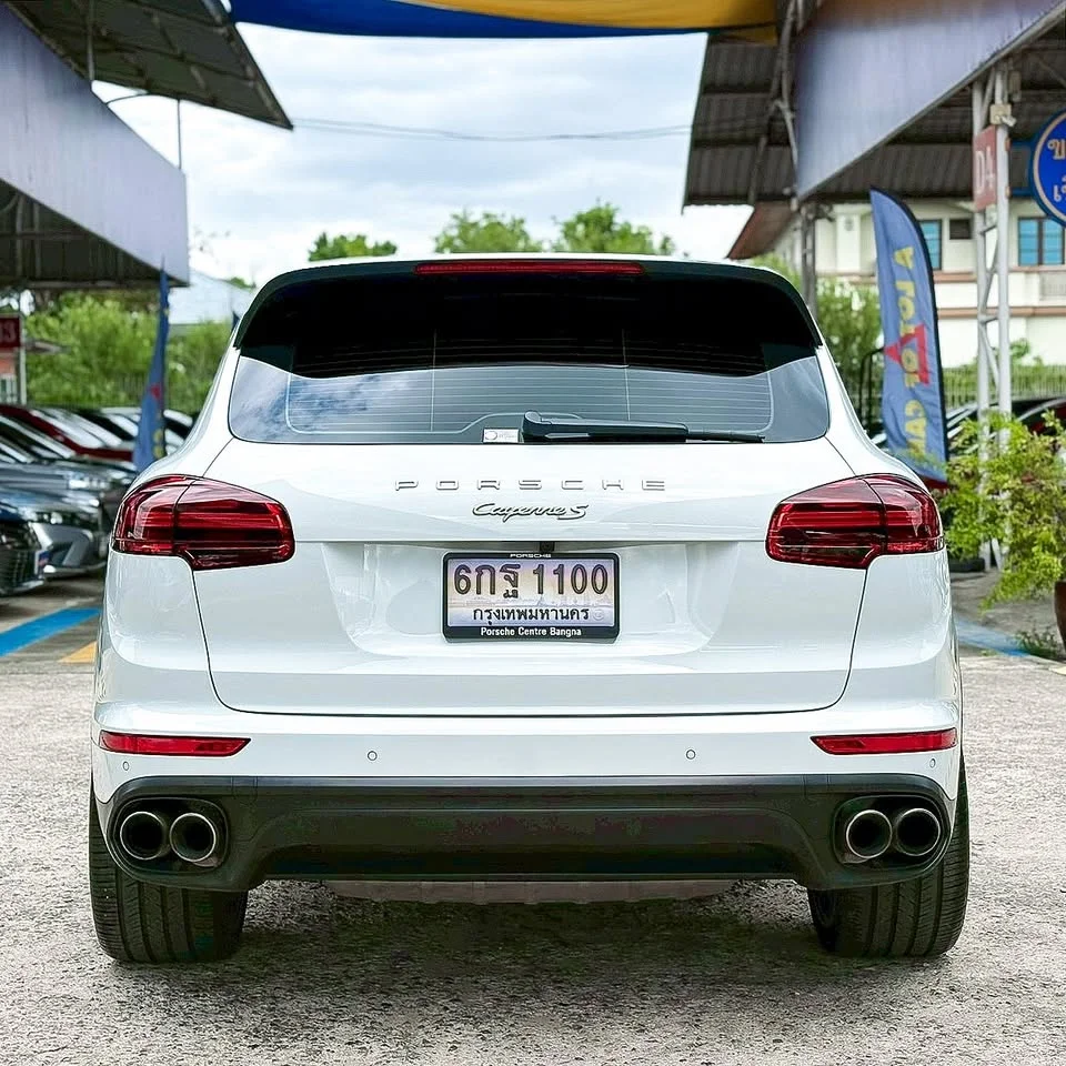 2015 Porsche Cayenne II 2