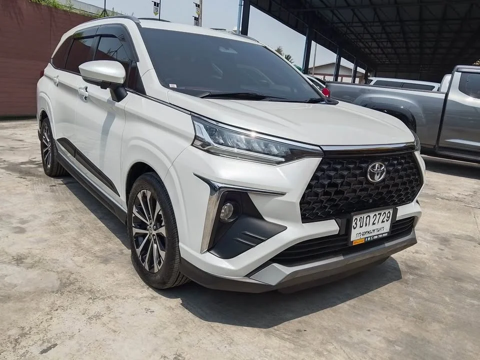 2022 Toyota Veloz III 2