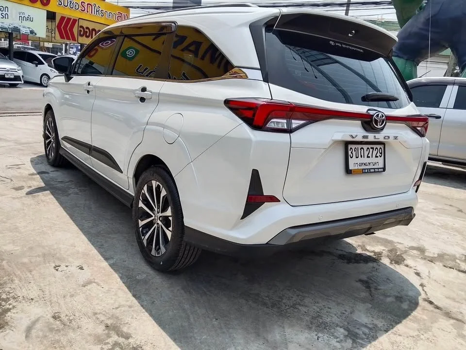 2022 Toyota Veloz III 3