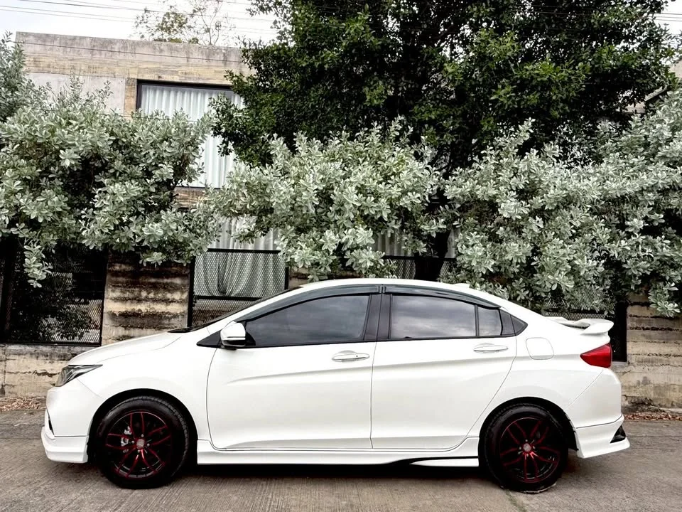 2017 Honda City VI 3