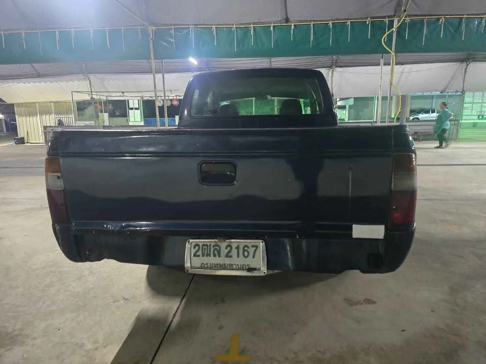 2004 Ford Everest I 3