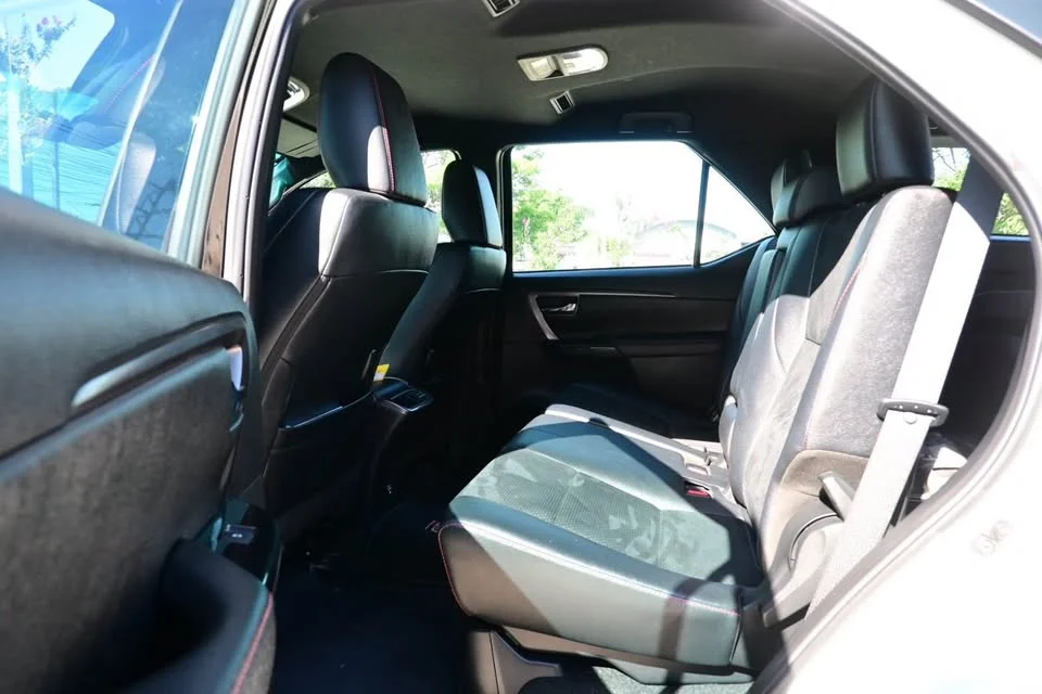 2023 Toyota Fortuner II 2
