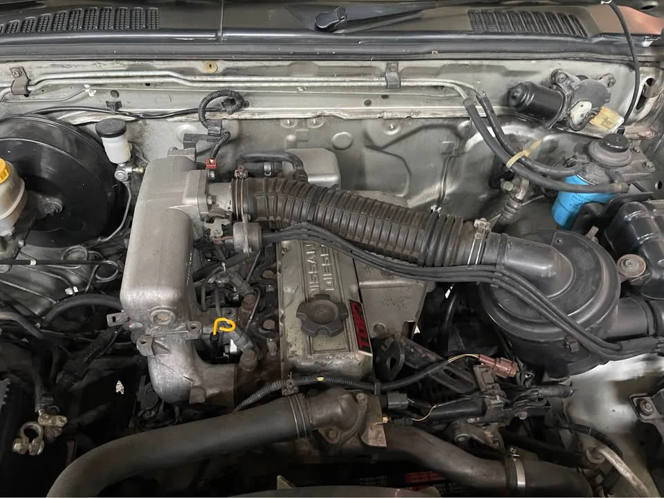 1996 Nissan Frontier I 2