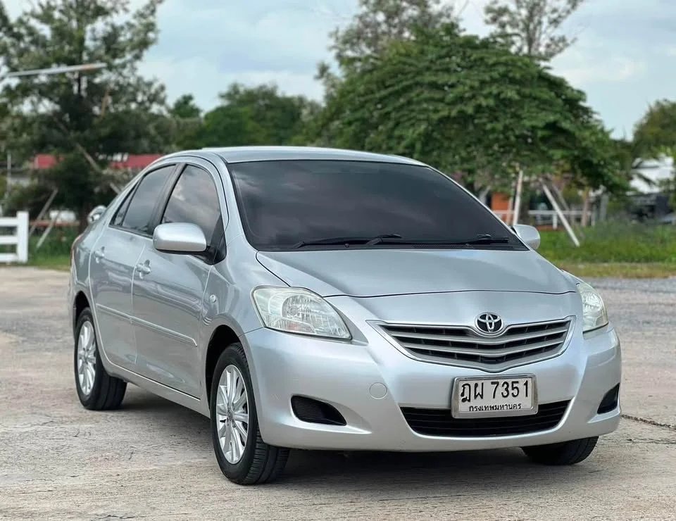 2010 Toyota Vios II 2