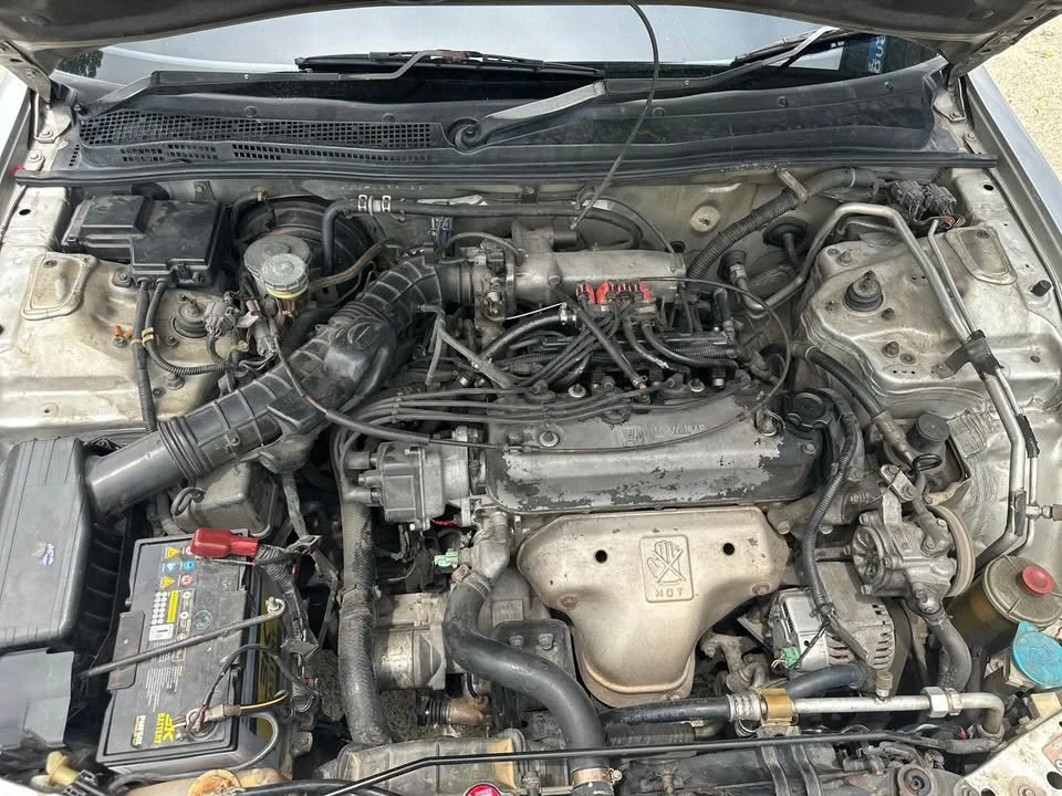 1996 Honda Accord V 2