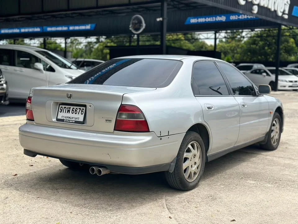 1996 Honda Accord V 3
