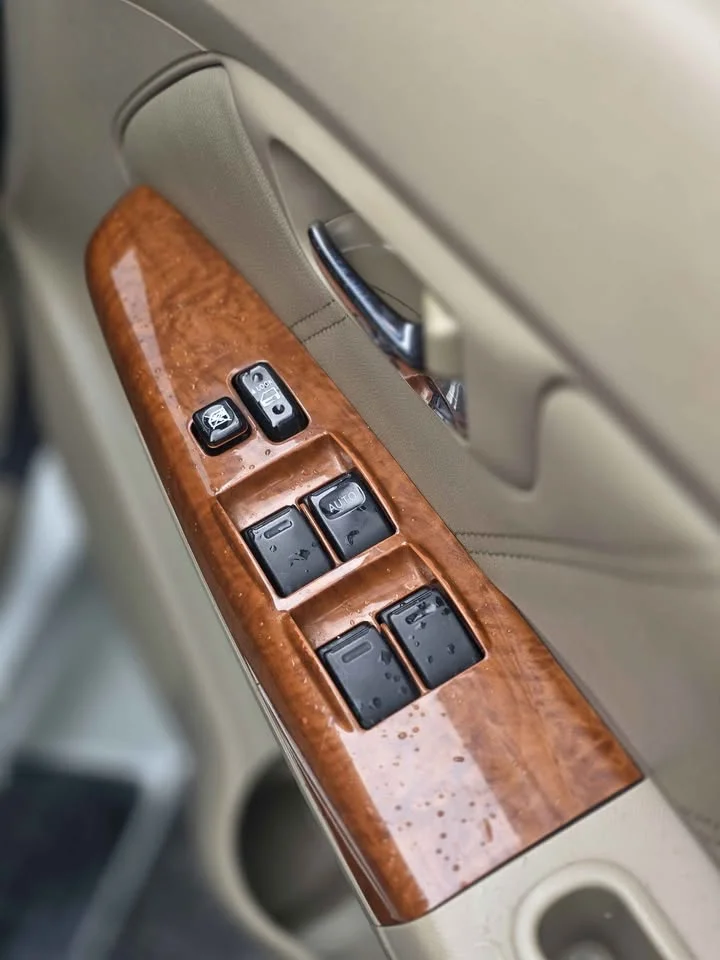 2010 Toyota Fortuner I 3