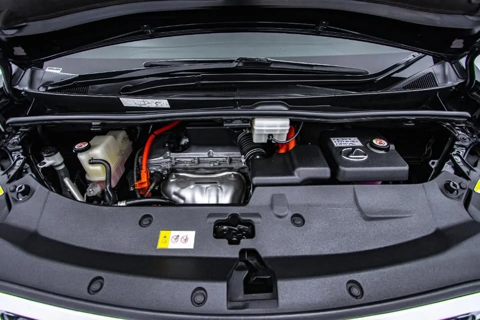 2021 Lexus LM I 3