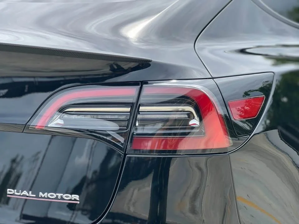 2023 Tesla Model 3 3