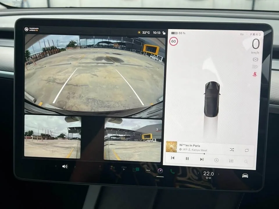 2023 Tesla Model 3 2