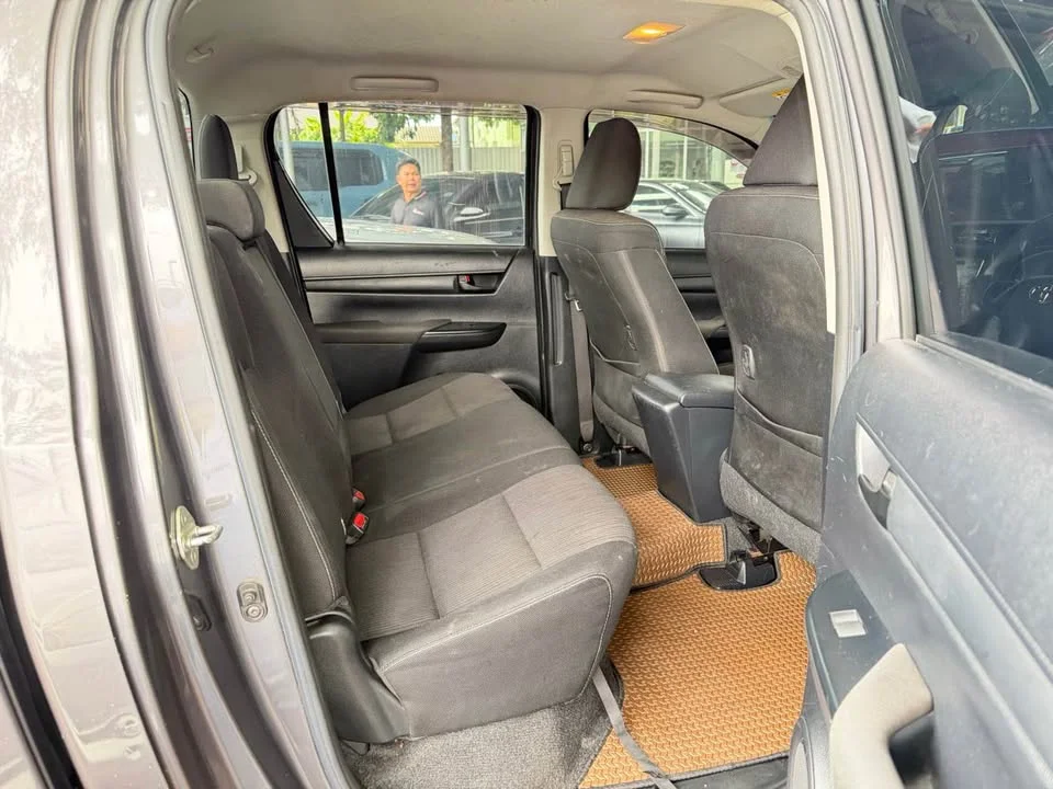 2017 Toyota Hilux VIII 3