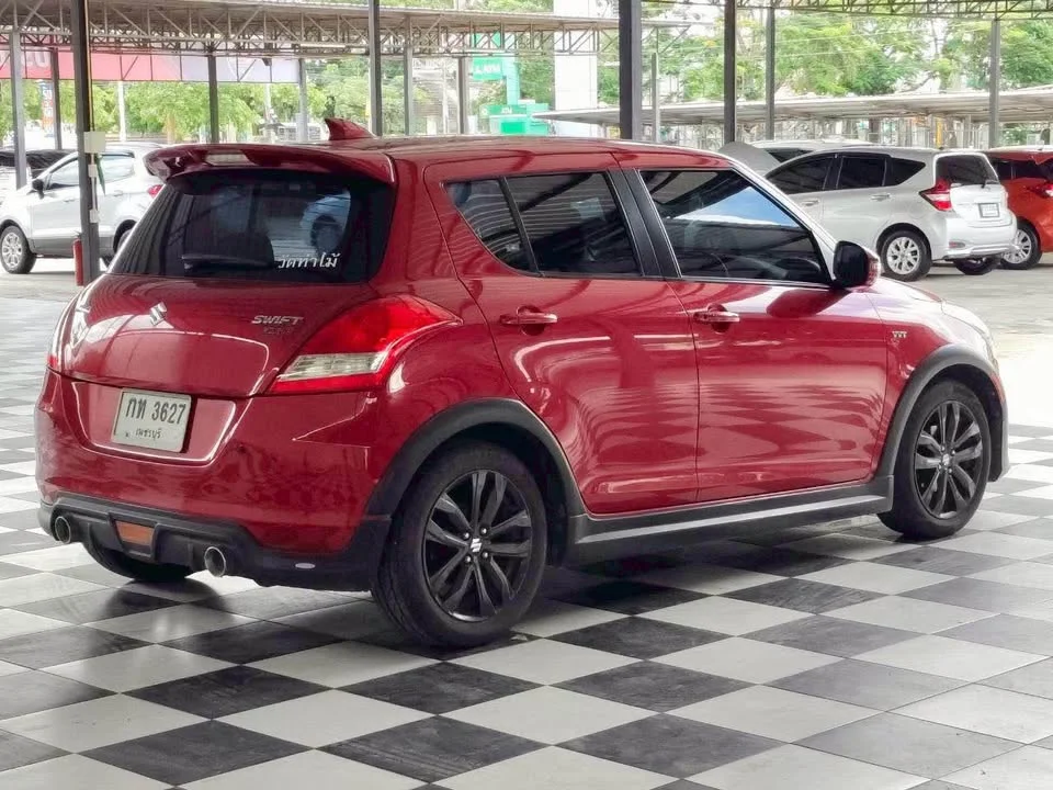 2017 Suzuki Swift II 3