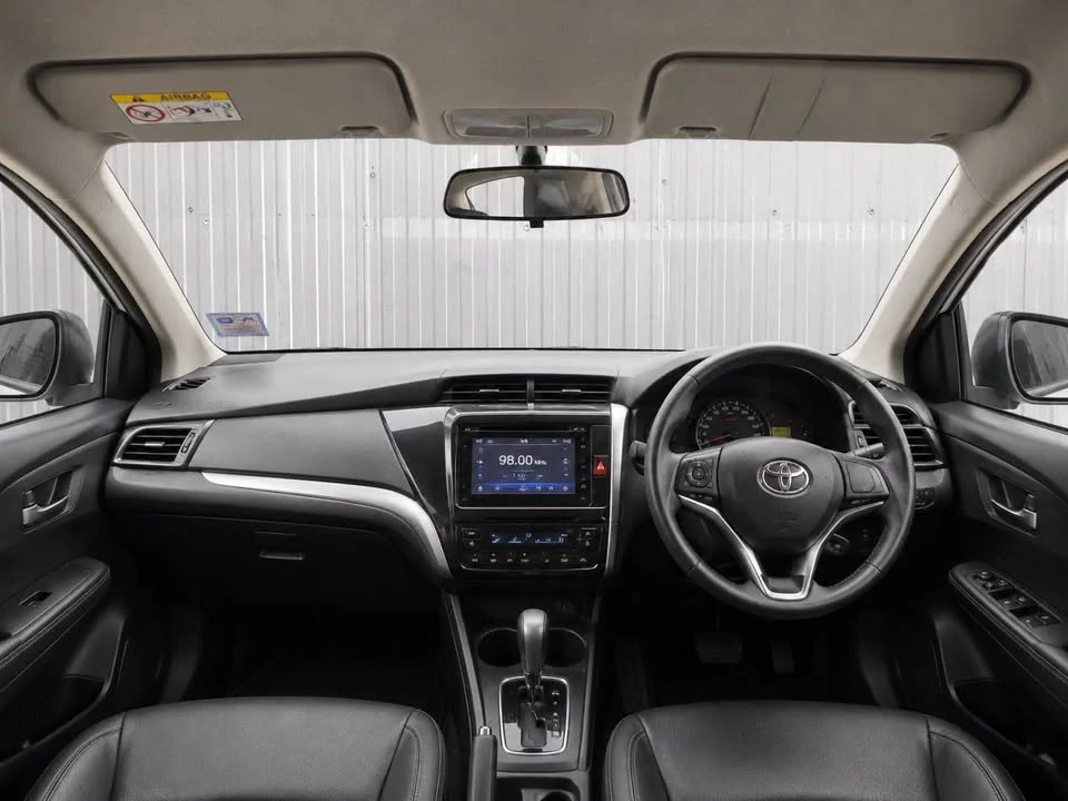 2010 Toyota Vios II 3