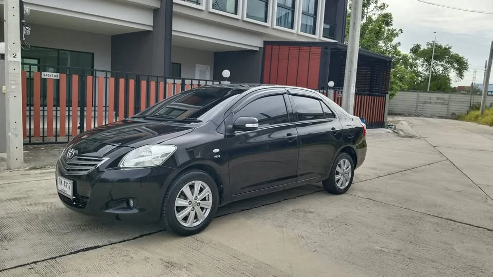 2010 Toyota Vios II 2