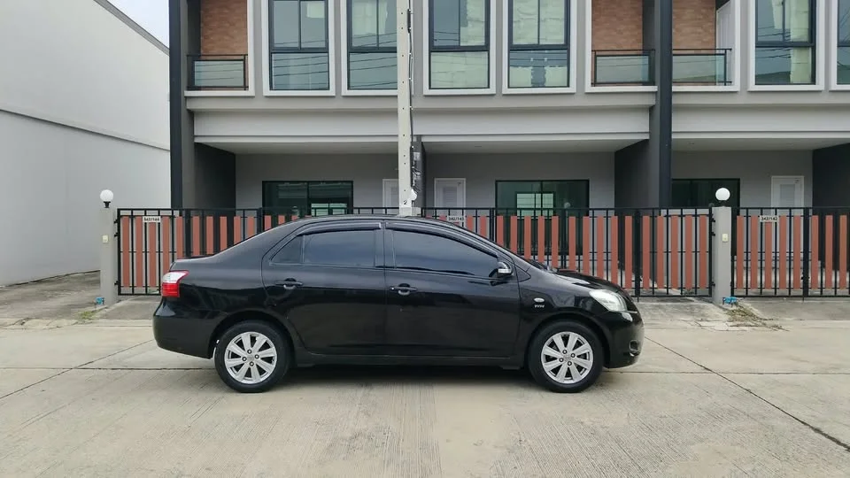 2010 Toyota Vios II 3
