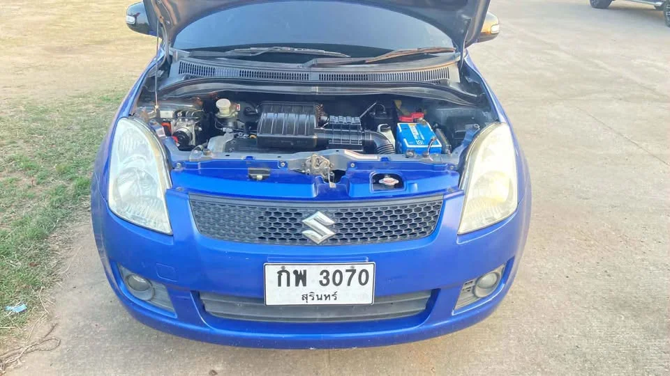 2011 Suzuki Swift I 3