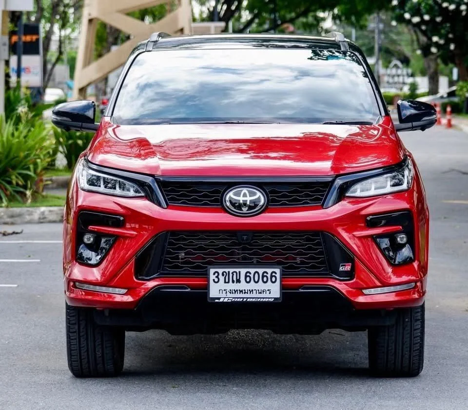 2022 Toyota Fortuner II 2