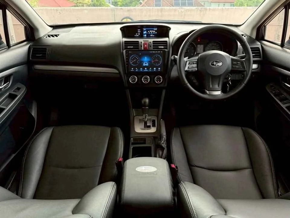 2013 Subaru XV I 2