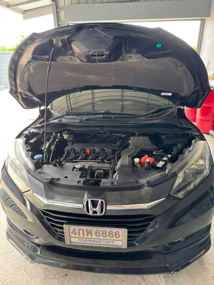 2017 Honda HR-V II 2