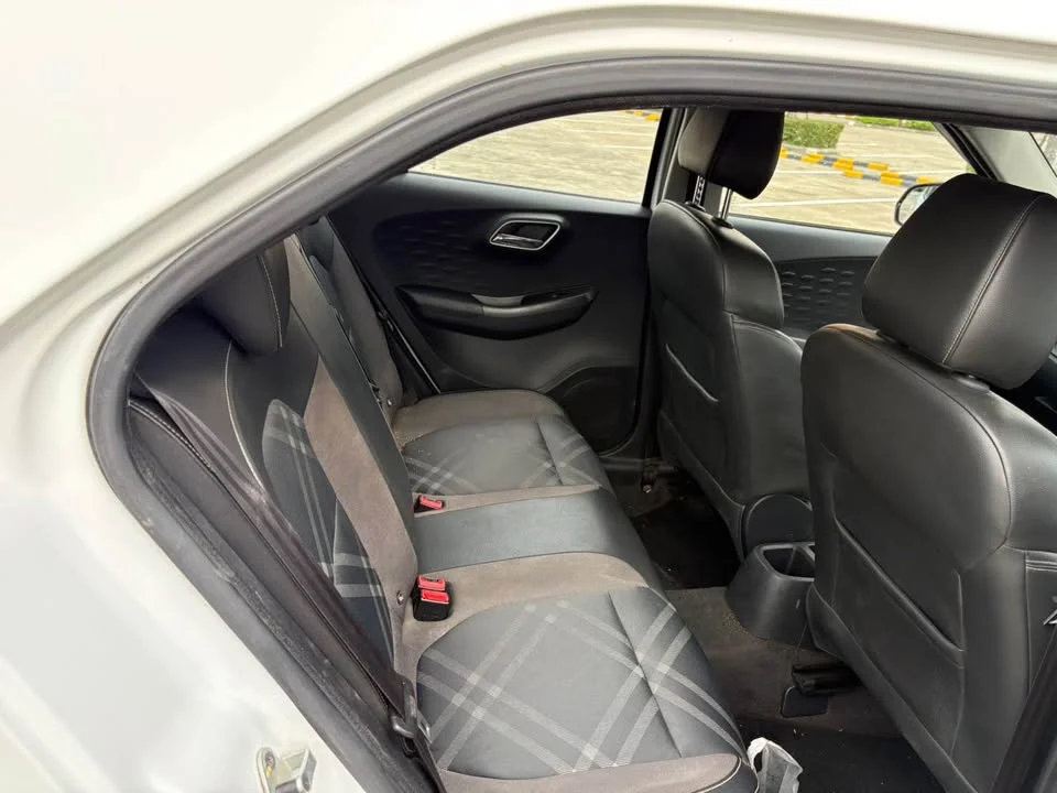 2018 MG 3 II 3