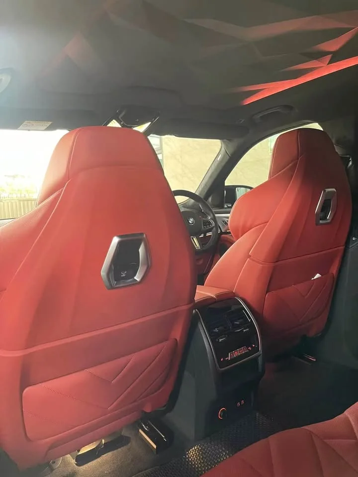 2023 BMW XM G09 2