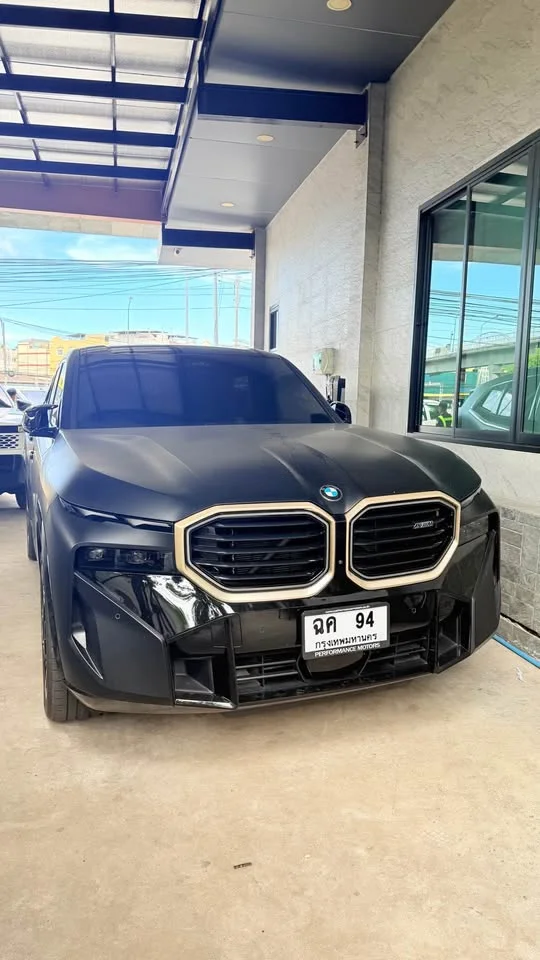 2023 BMW XM G09 3