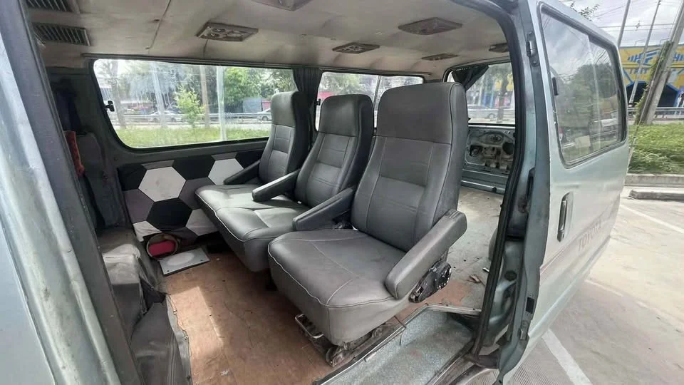 1996 Toyota Commuter IV (H100) 2