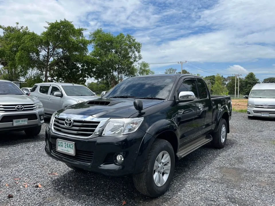 2012 Toyota Hilux VII 2