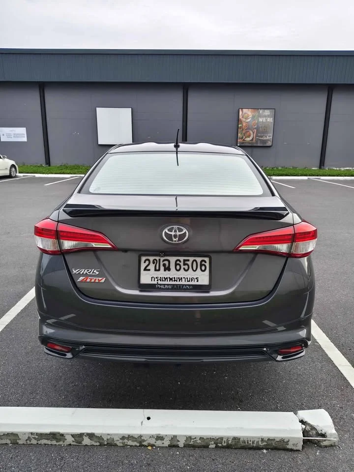 2021 Toyota Yaris ATIV III 2