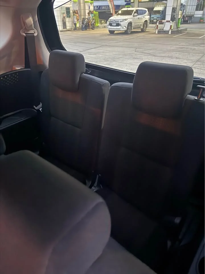 2017 Toyota Sienta II 3