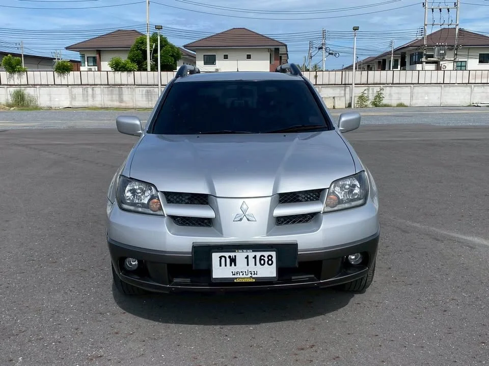 2004 Mitsubishi Outlander I 3