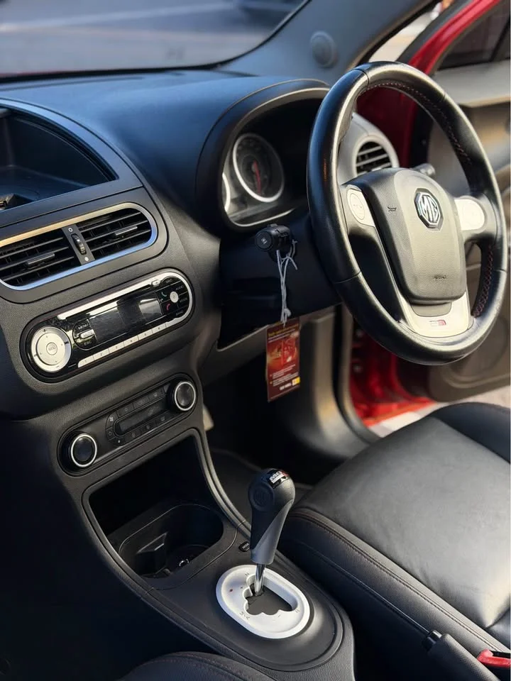 2018 MG 3 II 3