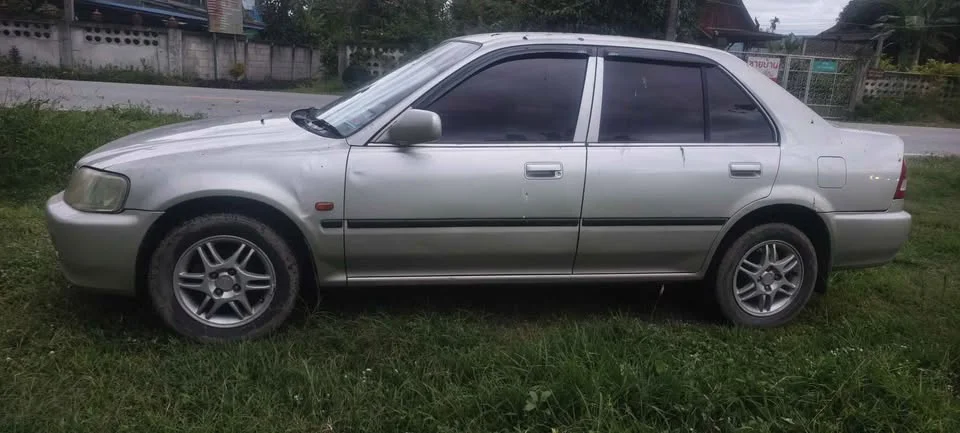 2000 Honda City III 2