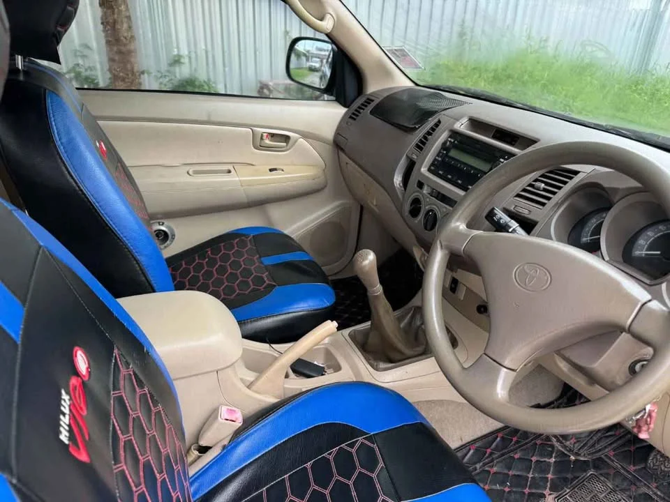 2007 Toyota Hilux VII 2