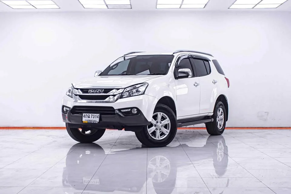 2015 Isuzu MU-X I 3