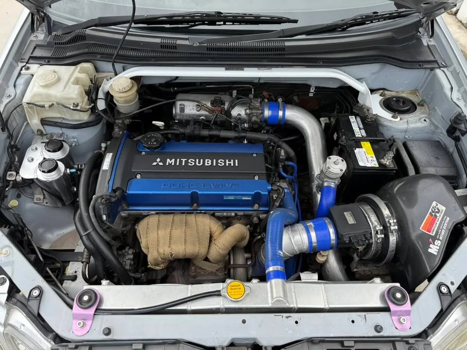 2001 Mitsubishi Outlander I 2