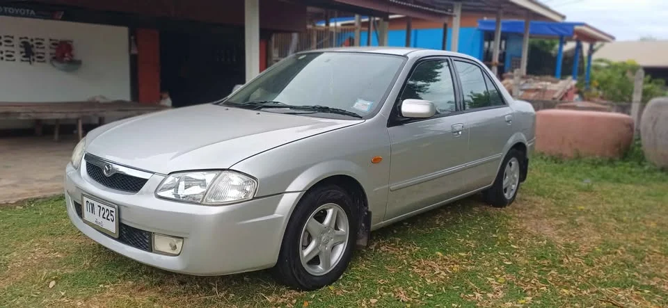 1996 Mazda 323 VIII 3