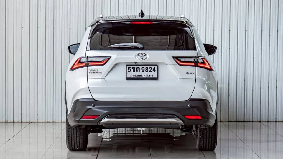 2024 Toyota Yaris Cross AC200 2