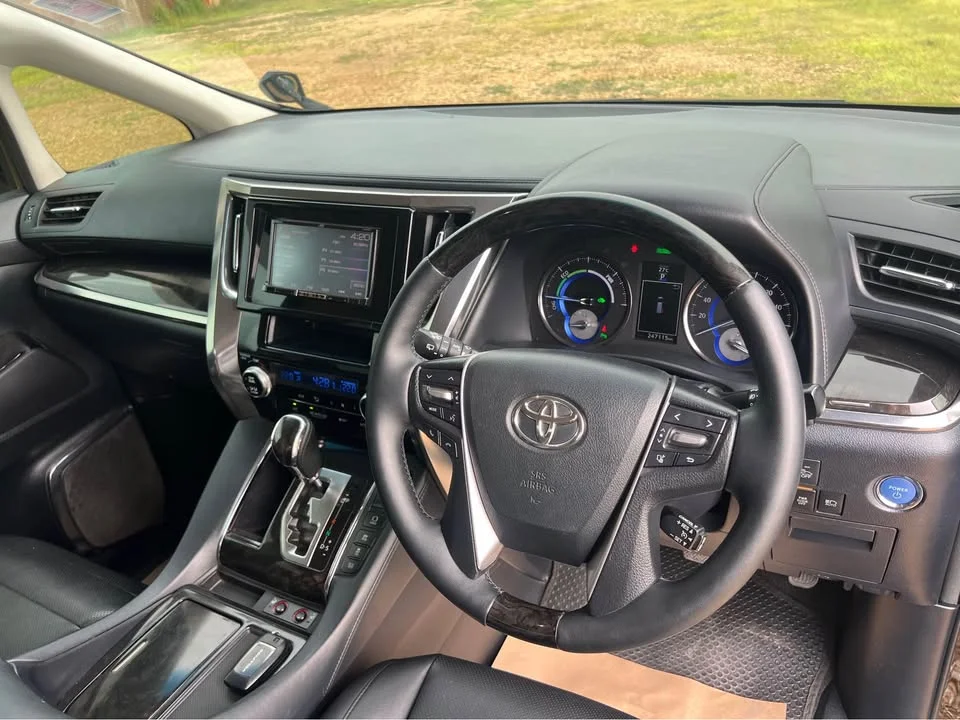 2015 Toyota Alphard, Vellfire III (AH30) 3