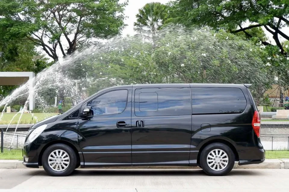 2011 Hyundai H-1 II 3