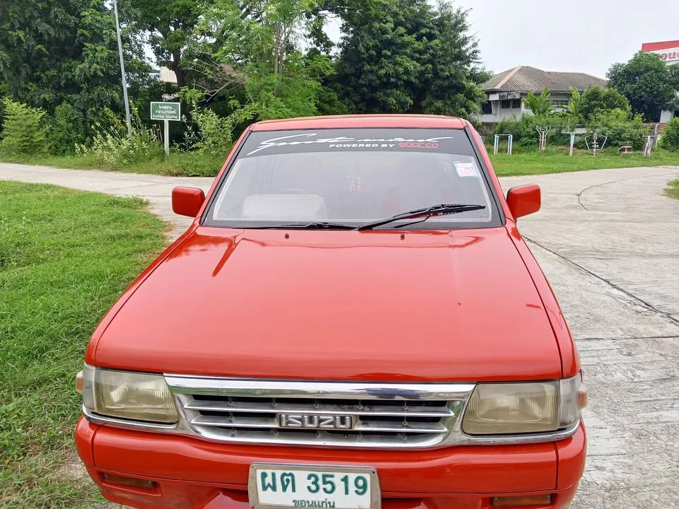 1997 Isuzu TFR III 2