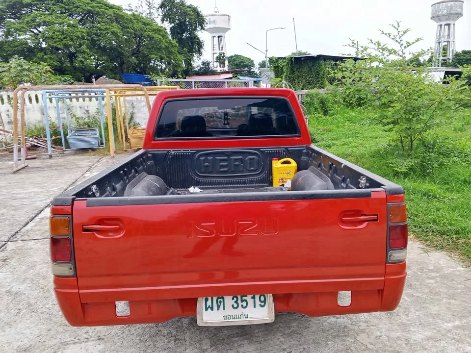 1997 Isuzu TFR III 3